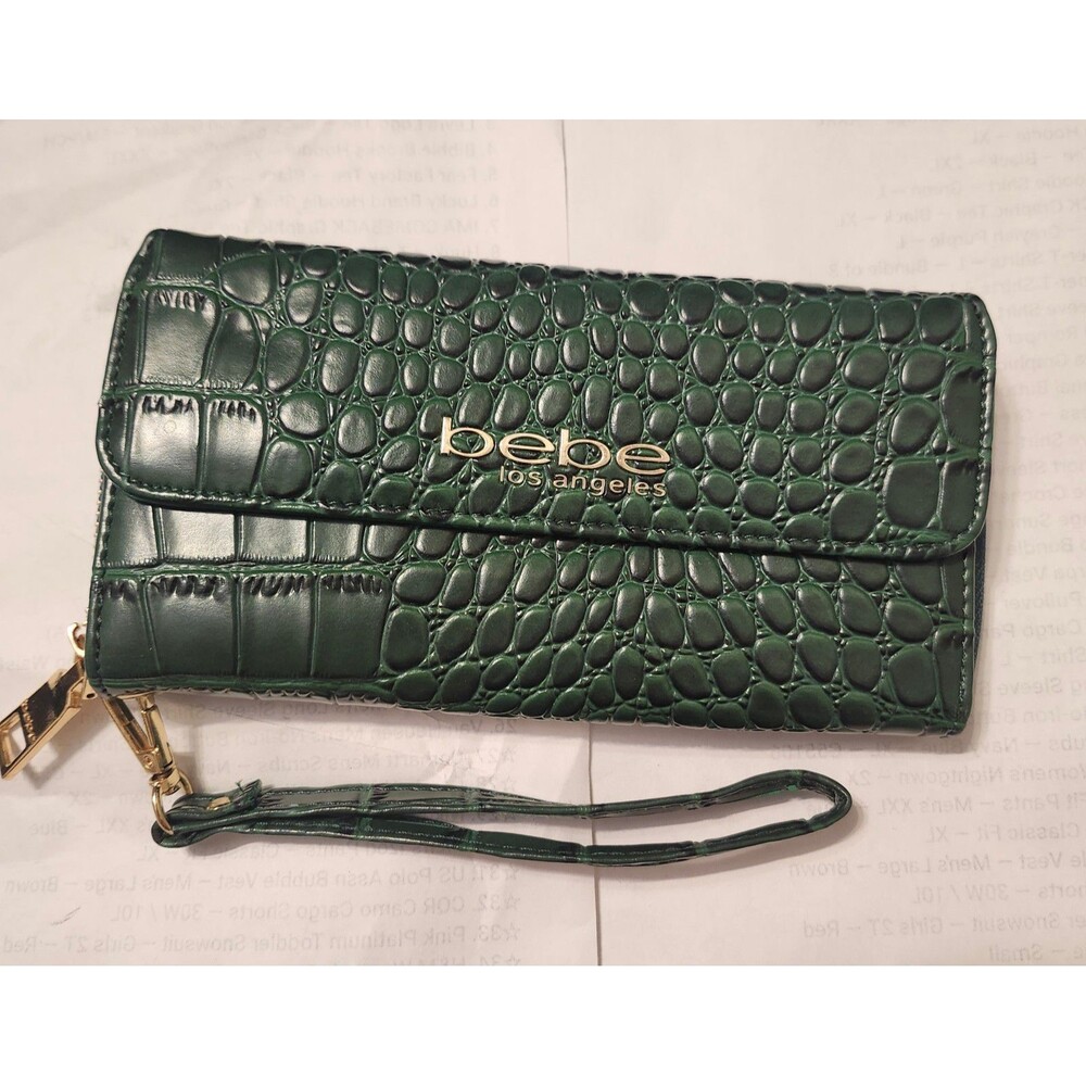 Bebe Croc‑Embossed Green Wristlet Wallet – Gold Hardware